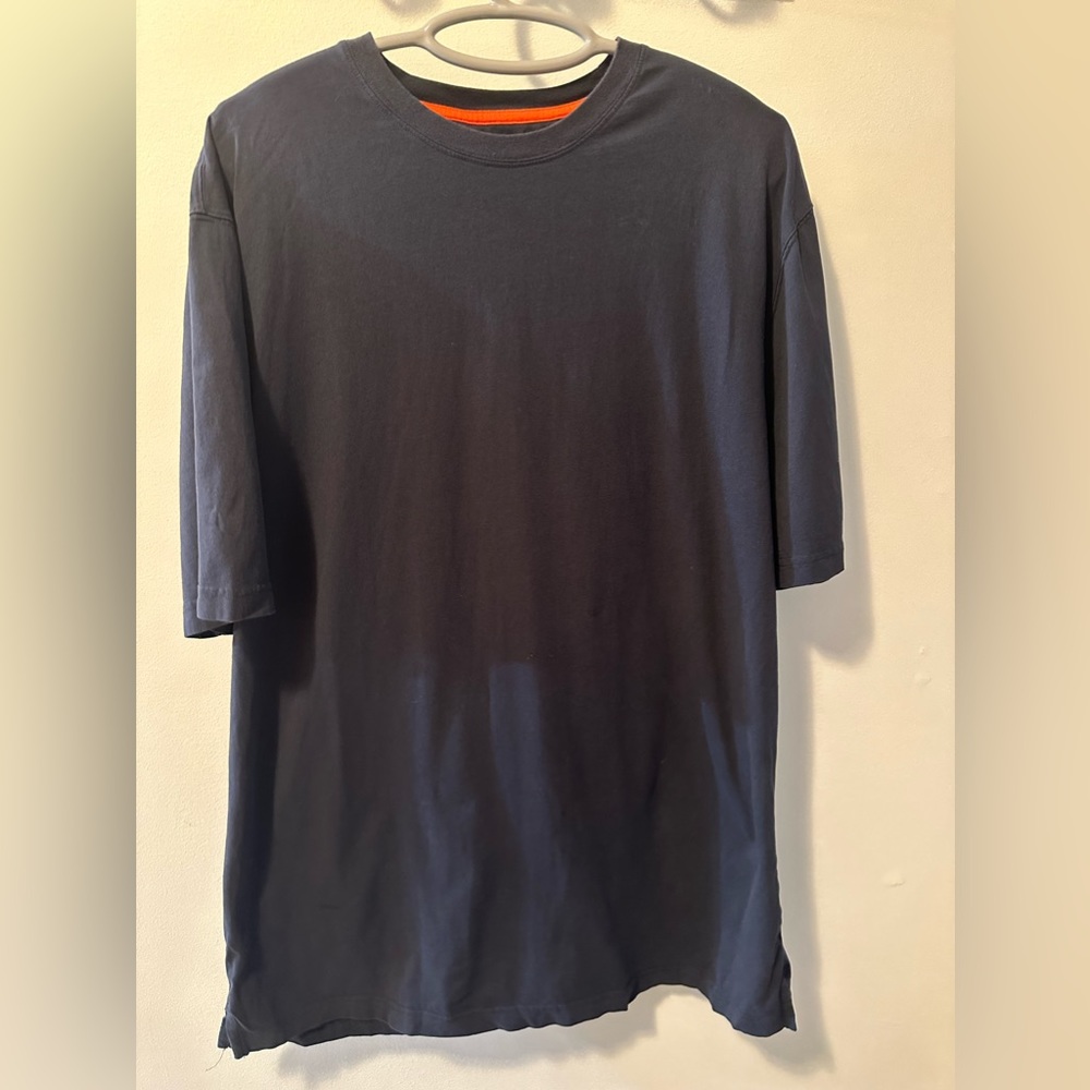 Duluth Trading Co. Spillfighter Long tail T ,Size L Mens 100% Cotton